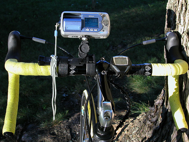 The Bike-Cam (UltraPod & CoolPix 2500)