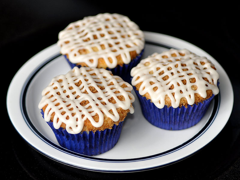 Glazed cinnamon roll cupcakes<br>April 18